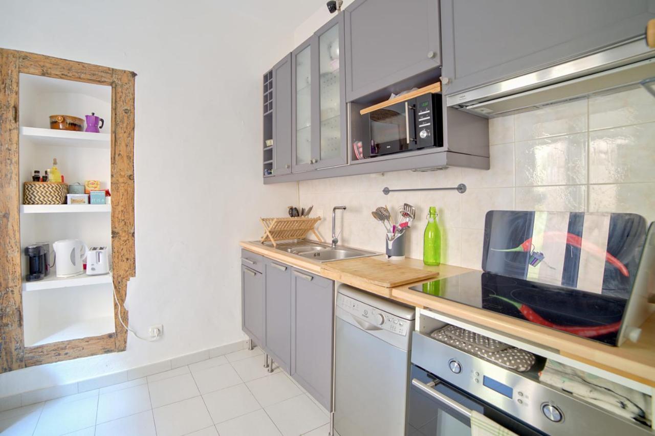 Charming Flat In The Heart Of The Old Town Of Ajaccio - Welkeys Apartment Exterior photo